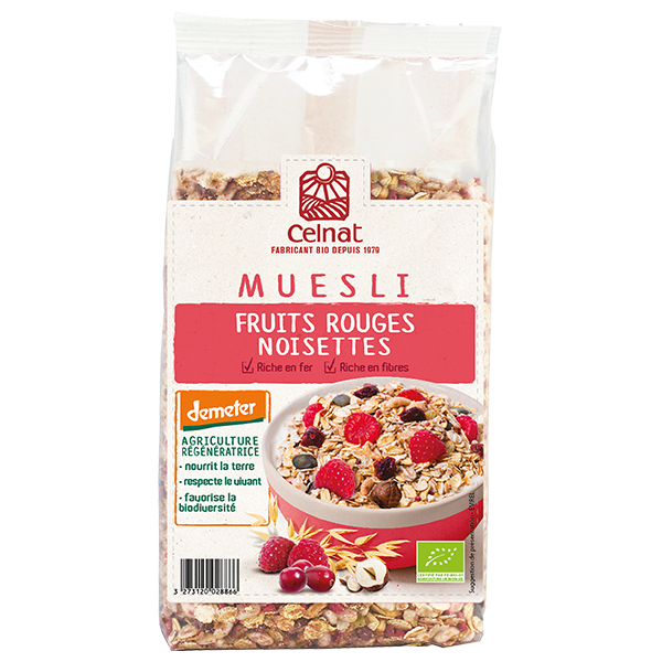 Muesli fruits rouges noisettes Celnat - certifié Demeter.