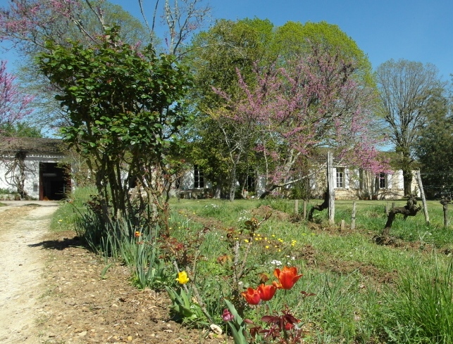 https://www.demeter.fr/wp-content/uploads/2022/03/Brethous-2011-5avril-010-Cecile-VERDIER.jpg